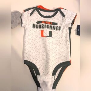 Miami Hurricanes Infant 0-3 Months 3 Piece‎ Onesies/Bodysuits set NWT